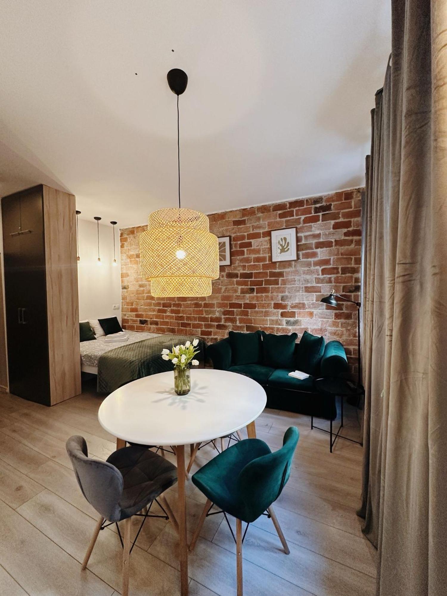 Apartament Egzotyczny Stary Toruń Екстериор снимка
