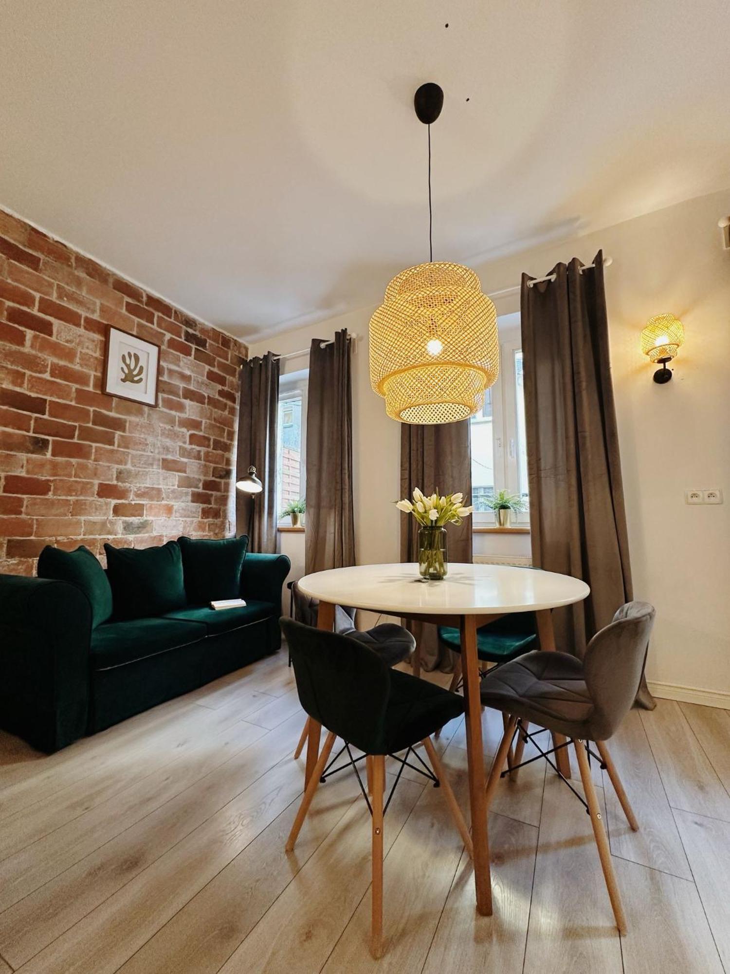 Apartament Egzotyczny Stary Toruń Екстериор снимка